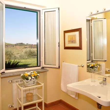 Attractive And Spacious With Pool فندق ماجليانو سابينا